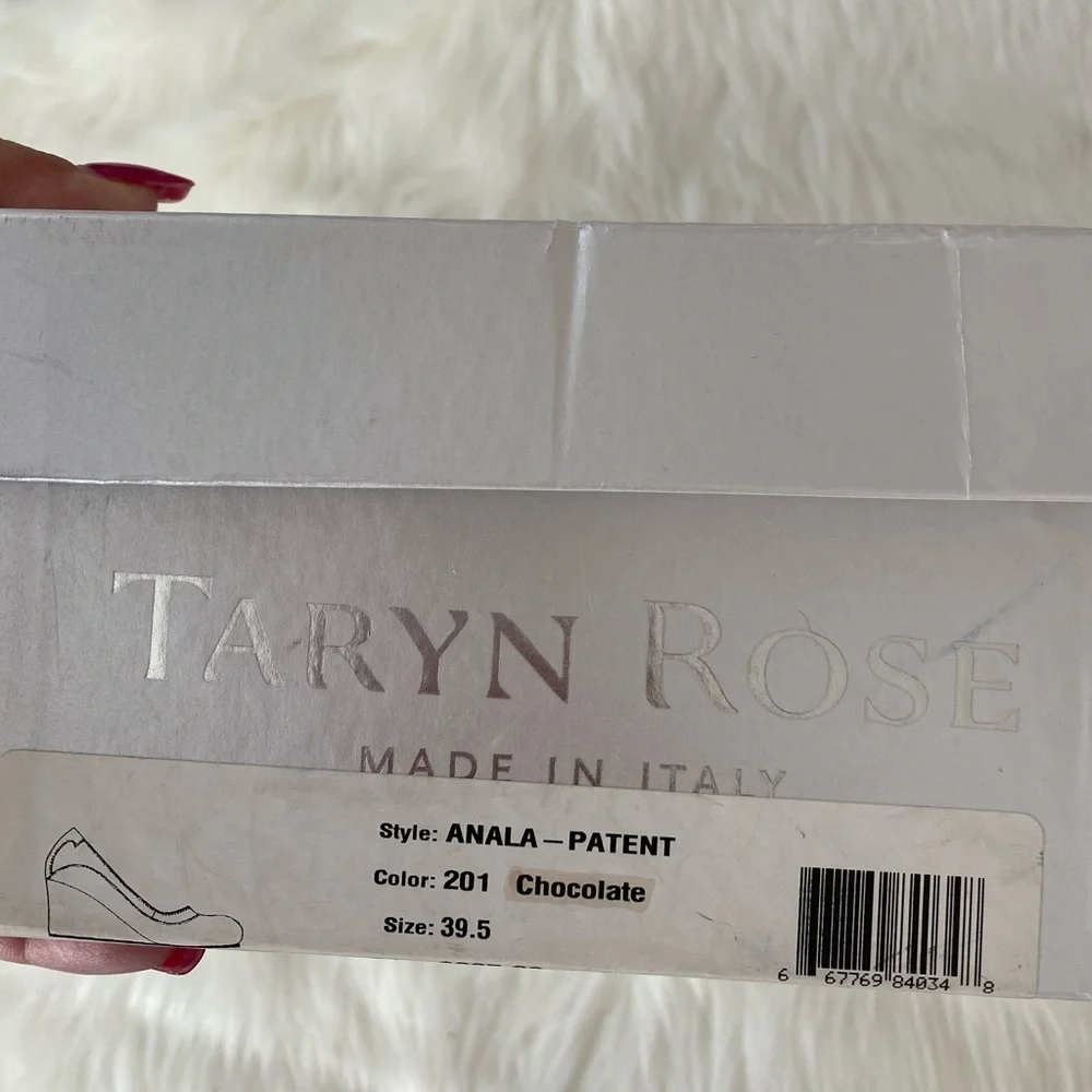 Taryn Rose Anala chocolate patent wedges, Sz. 39.5
